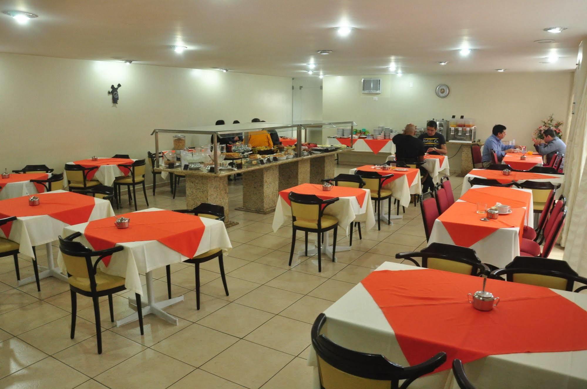 Rede Andrade San Martin 3* Curitiba